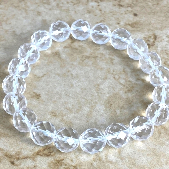 10mm Clear Quartz Faceted Crystal Bracelet - Picture 6 of 9